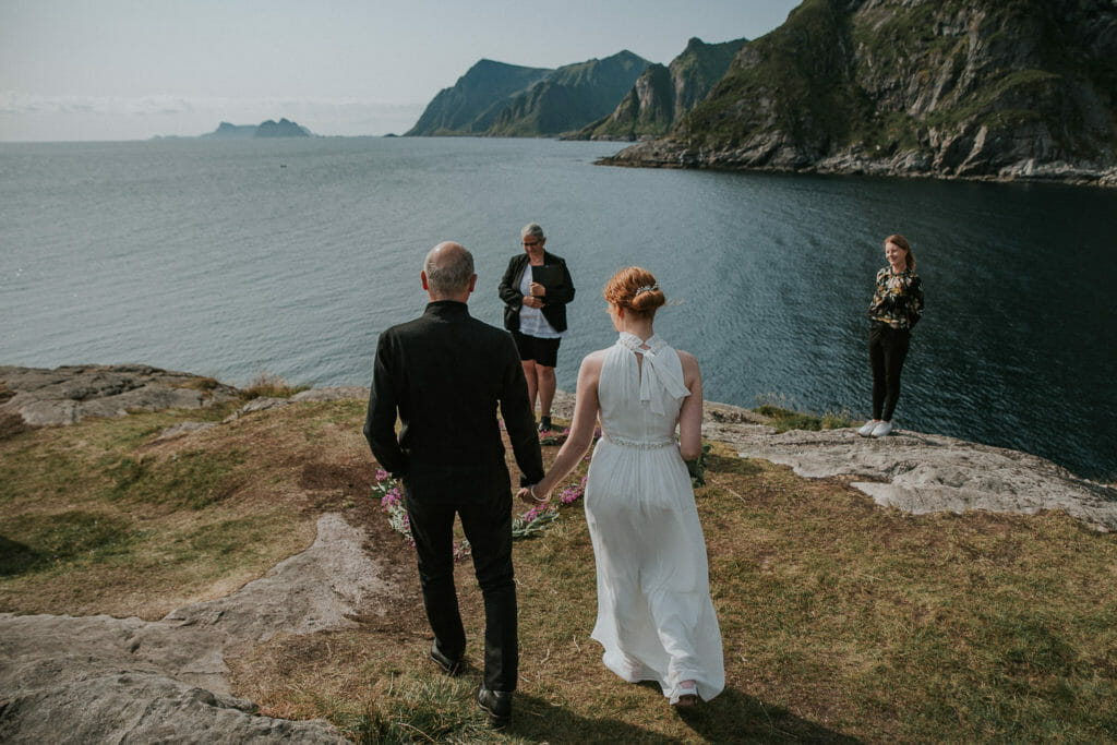 Legally binding outdoor wedding ceremony - Elopement by the fjords of Northern Norway Lofoten islands