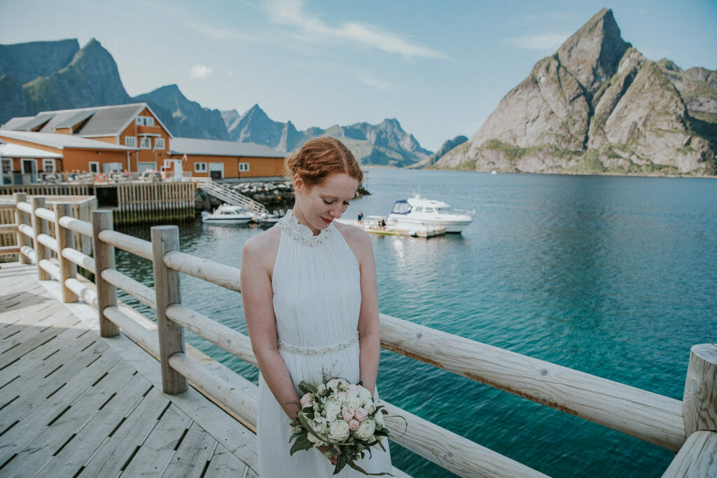 Stunning bride posing in Sakrisøy Norway Lofoten destination wedding photographer TS Foto Design
