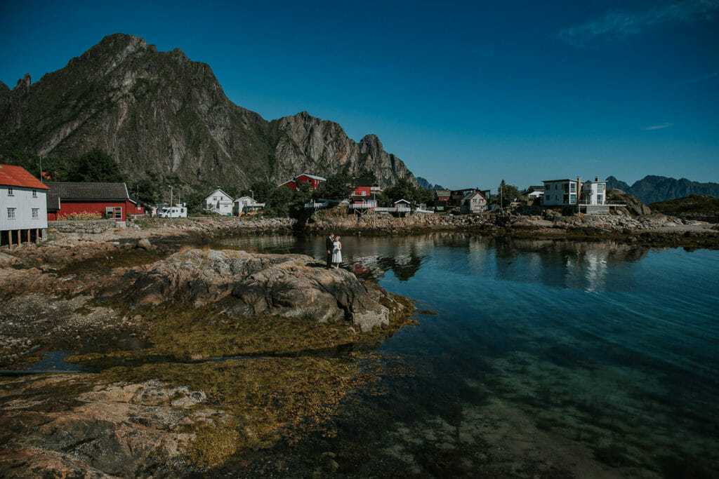 Svinøya outside Svolvær has to offer beautiful views to mountains and charming views to fisherman villages