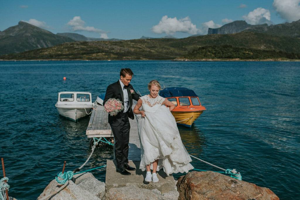 Bride and groom visited a stunning gem of Northern Norway - Færøya at Senja