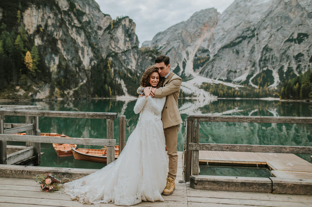 Elopement ceremony on a quay on Lago di Braies Pragser Wildsee