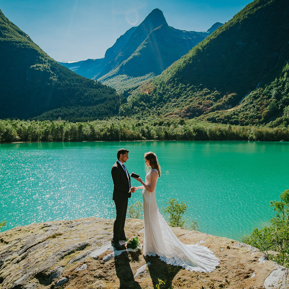 Glacier lake Lovatnet in Loen Norway - adventure elopement ceremony on a sunny summer day
